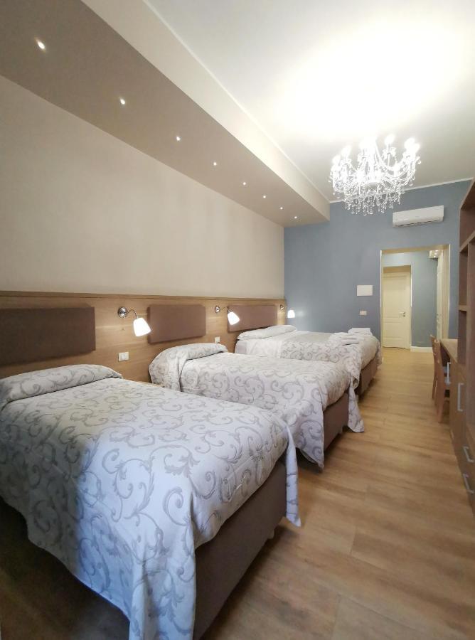 Opera Relais 85 Bed & Breakfast เมสซีนา ภายนอก รูปภาพ
