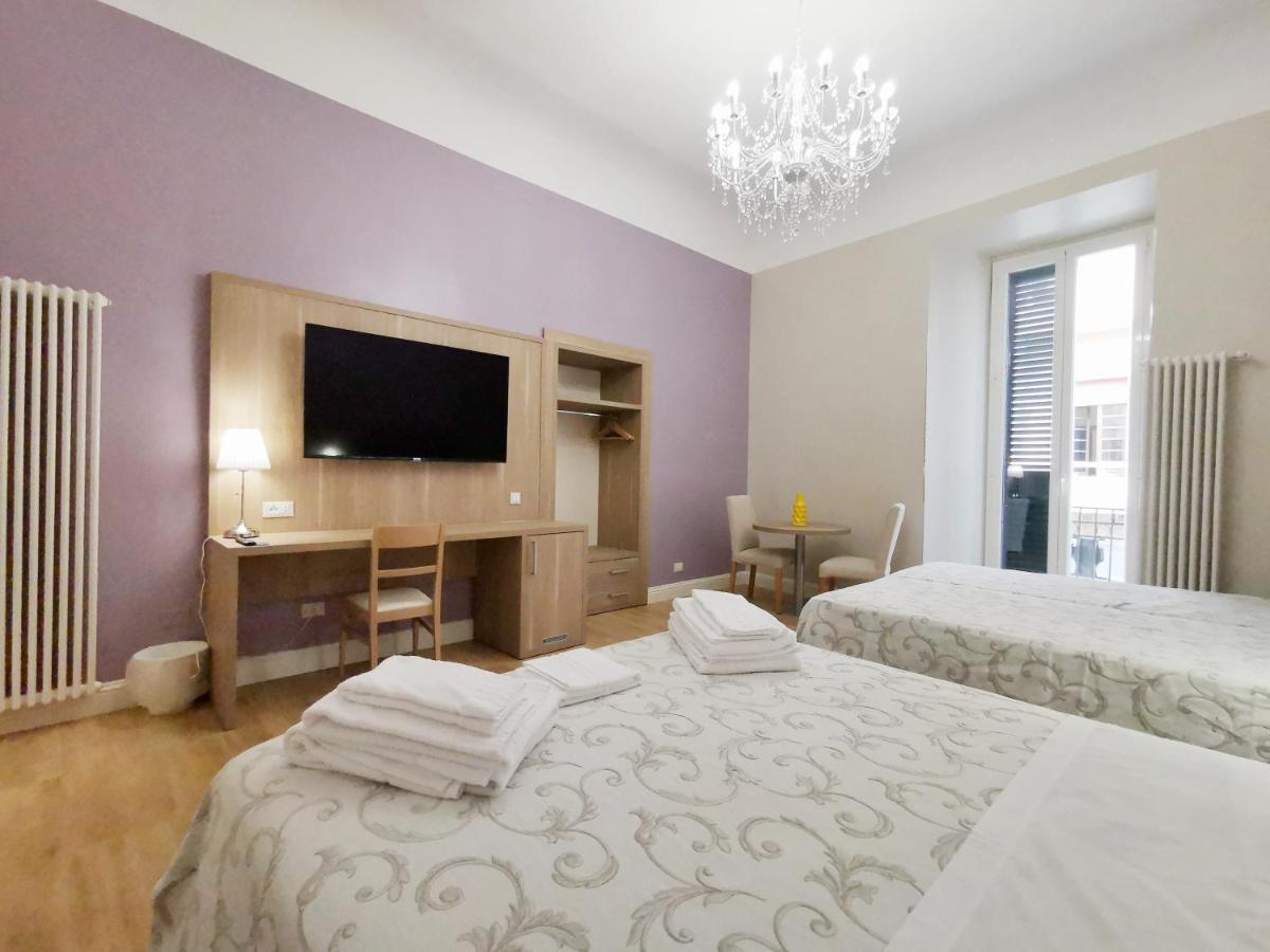 Opera Relais 85 Bed & Breakfast เมสซีนา ภายนอก รูปภาพ